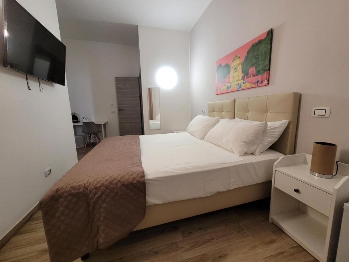 Tiber Rooms Testaccio Рим Екстер'єр фото