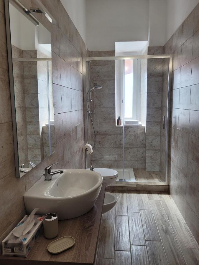Tiber Rooms Testaccio Рим Екстер'єр фото