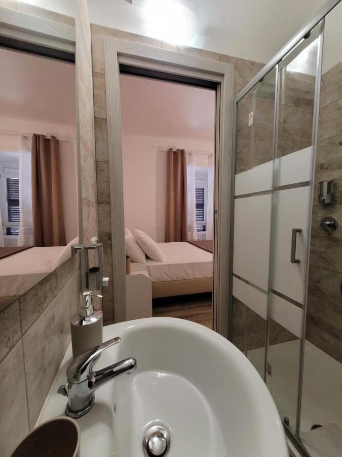 Tiber Rooms Testaccio Рим Екстер'єр фото